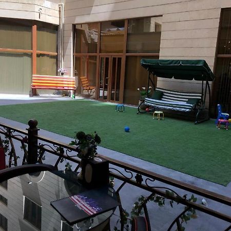 California Boutique Ξενοδοχείο Γιερεβάν Εξωτερικό φωτογραφία
